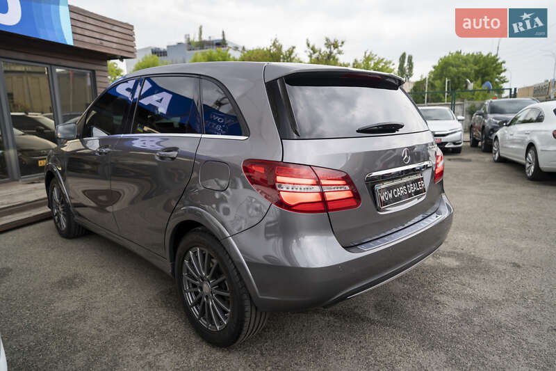 Хэтчбек Mercedes-Benz B-Class 2015 в Киеве