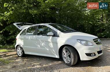 Хэтчбек Mercedes-Benz B-Class 2011 в Ивано-Франковске