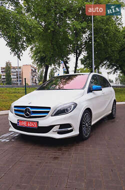 Хэтчбек Mercedes-Benz B-Class 2015 в Киеве