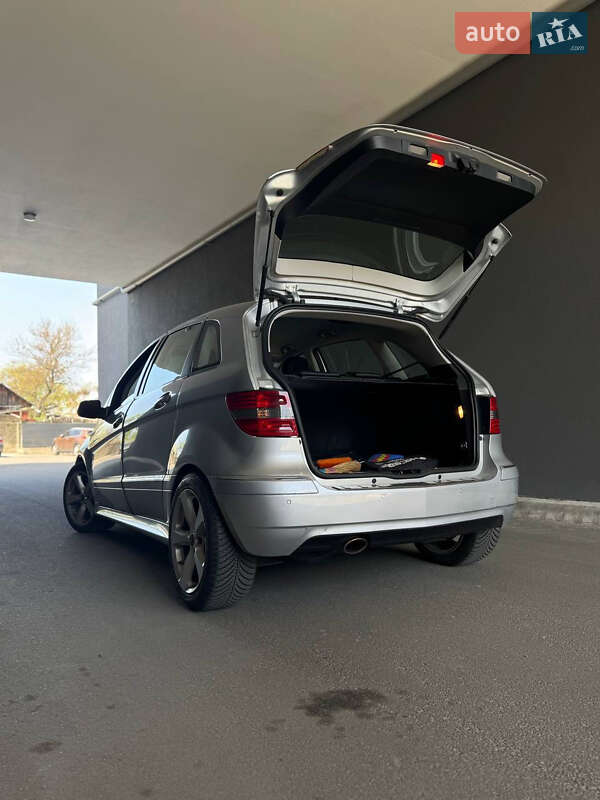Хэтчбек Mercedes-Benz B-Class 2009 в Чернигове фото 4 Хэтчбек Mercedes-Benz B-Class 2009 в Чернигове