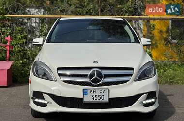 Хетчбек Mercedes-Benz B-Class 2014 в 
