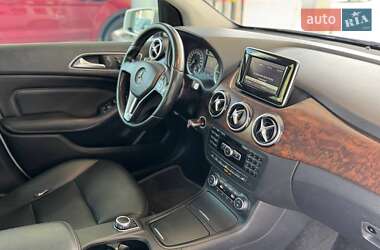 Хетчбек Mercedes-Benz B-Class 2014 в 
