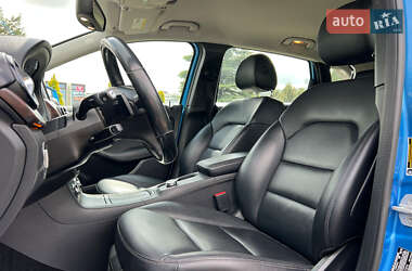 Хэтчбек Mercedes-Benz B-Class 2014 в 