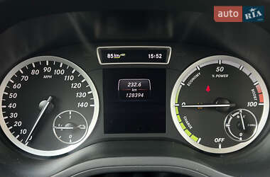 Хэтчбек Mercedes-Benz B-Class 2014 в 