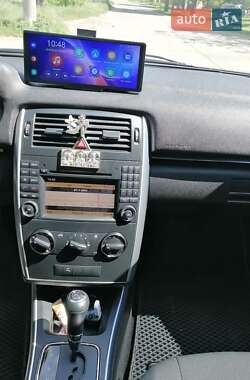 Хэтчбек Mercedes-Benz B-Class 2009 в 