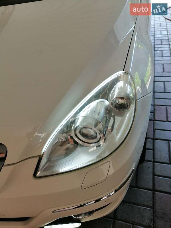 Хетчбек Mercedes-Benz B-Class 2009 в Сумах