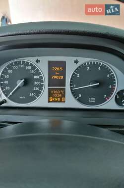 Хэтчбек Mercedes-Benz B-Class 2009 в 
