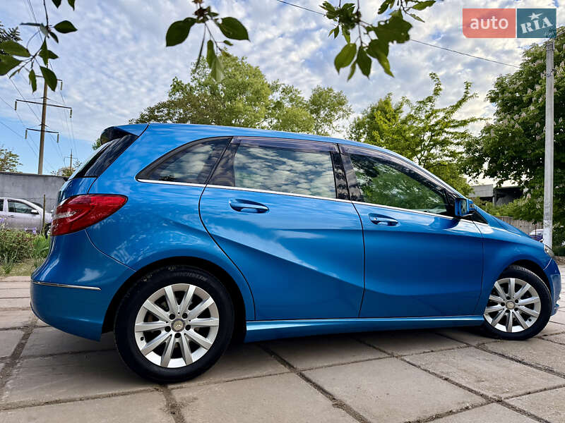 Хэтчбек Mercedes-Benz B-Class 2013 в Одессе