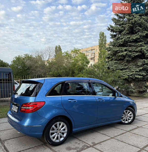 Хэтчбек Mercedes-Benz B-Class 2013 в Одессе