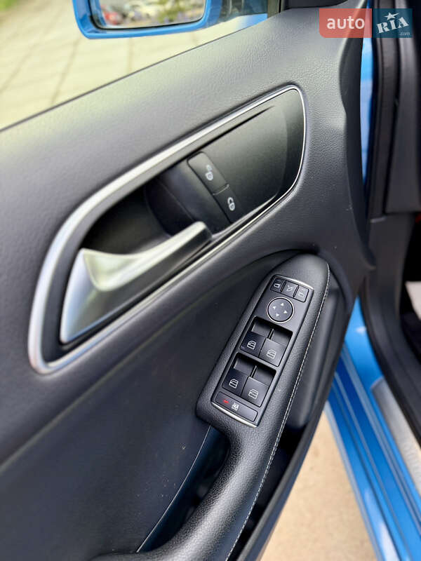 Хэтчбек Mercedes-Benz B-Class 2013 в Одессе