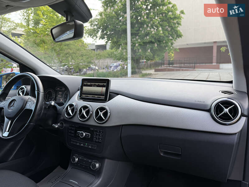 Хэтчбек Mercedes-Benz B-Class 2013 в Одессе