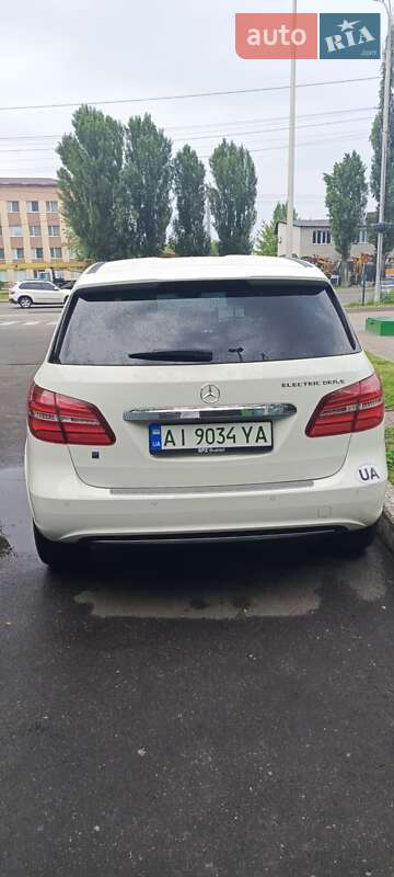 Хэтчбек Mercedes-Benz B-Class 2015 в Вышгороде фото 22 Хэтчбек Mercedes-Benz B-Class 2015 в Вышгороде