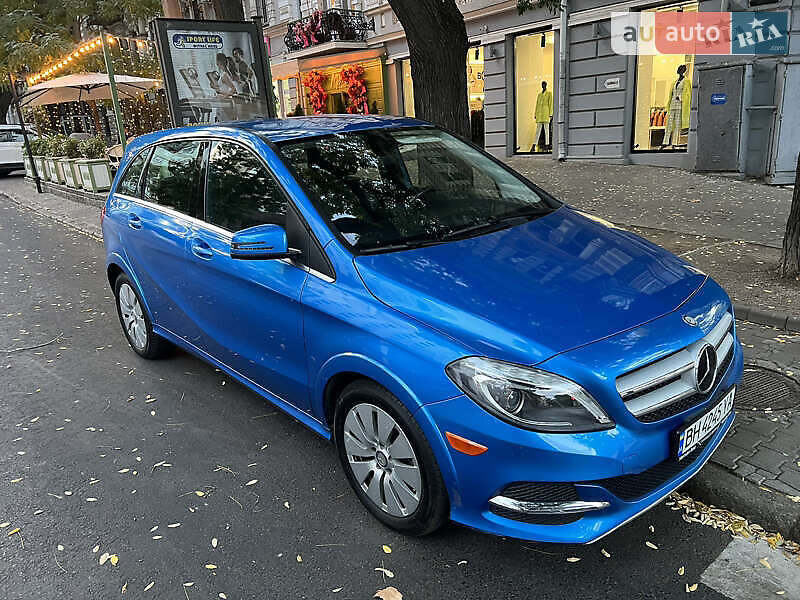 Хэтчбек Mercedes-Benz B-Class 2014 в Одессе
