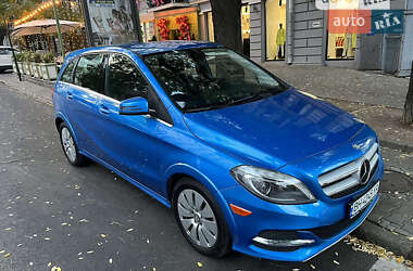 Хэтчбек Mercedes-Benz B-Class 2014 в 