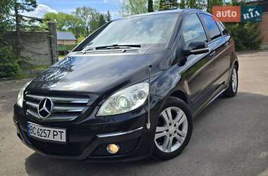 Хетчбек Mercedes-Benz B-Class 2011 в 