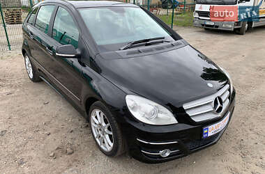 Хэтчбек Mercedes-Benz B-Class 2010 в Киеве