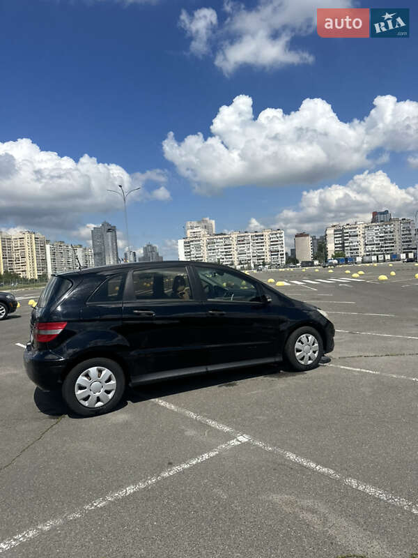 Хэтчбек Mercedes-Benz B-Class 2006 в Киеве