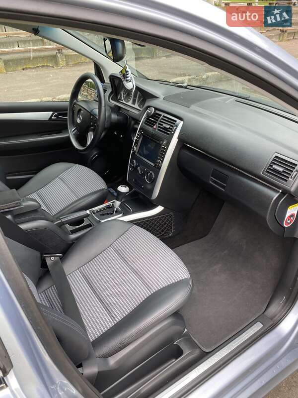 Хэтчбек Mercedes-Benz B-Class 2007 в Ровно