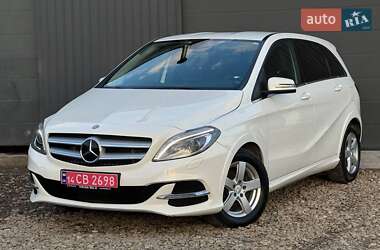 Хэтчбек Mercedes-Benz B-Class 2015 в 
