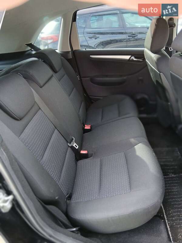 Хэтчбек Mercedes-Benz B-Class 2011 в Киеве