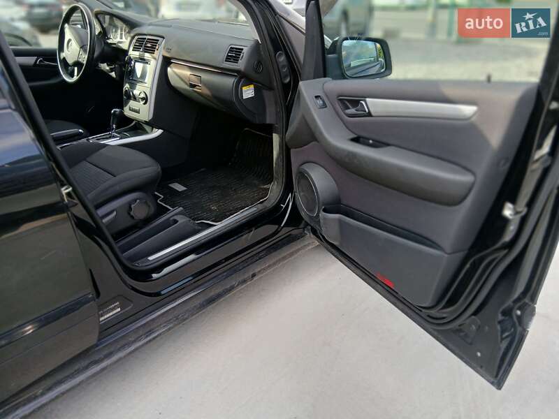 Хэтчбек Mercedes-Benz B-Class 2011 в Киеве