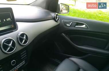 Хэтчбек Mercedes-Benz B-Class 2015 в 