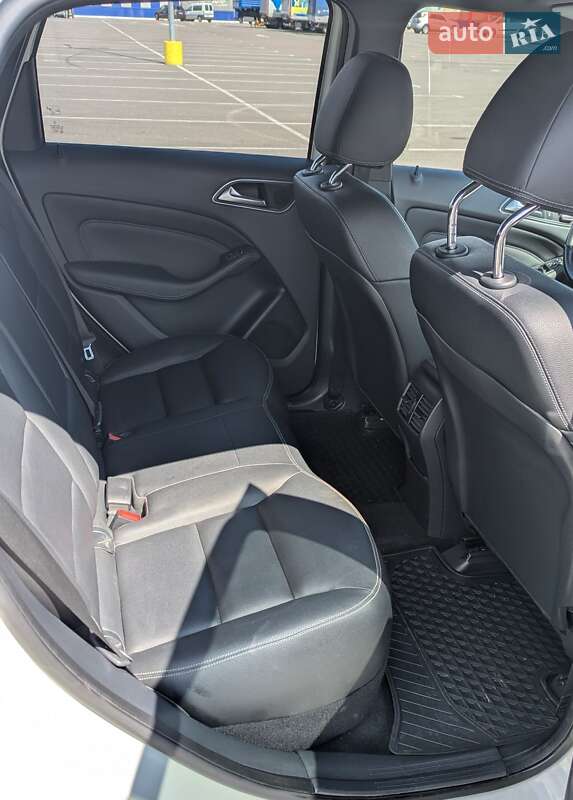 Хетчбек Mercedes-Benz B-Class 2015 в Рівному