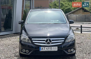 Хэтчбек Mercedes-Benz B-Class 2014 в Ивано-Франковске