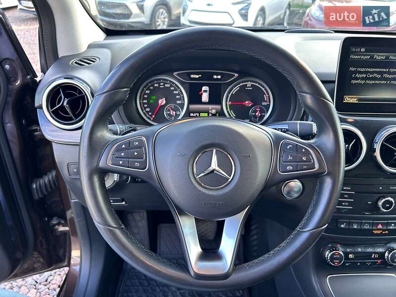 Хэтчбек Mercedes-Benz B-Class 2017 в Одессе
