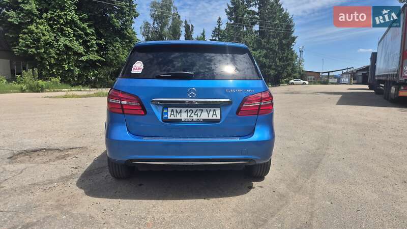 Хетчбек Mercedes-Benz B-Class 2015 в Коростишеві