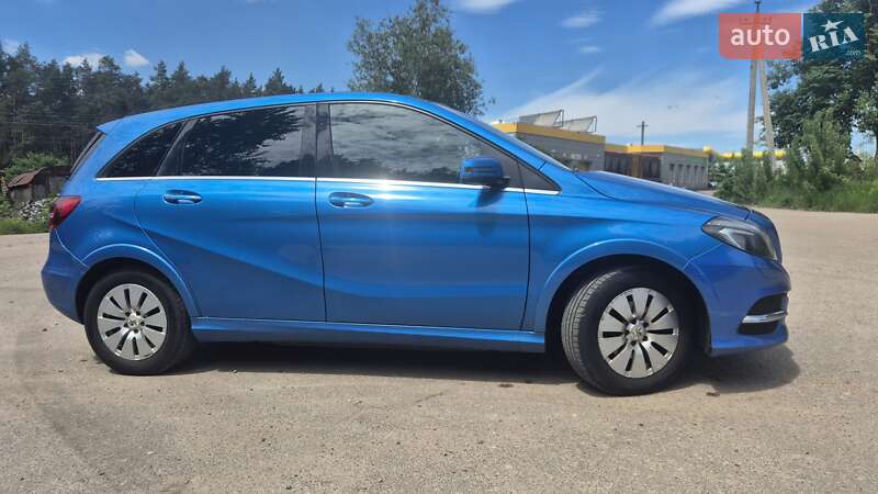 Хетчбек Mercedes-Benz B-Class 2015 в Коростишеві