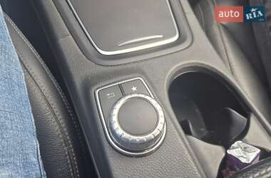 Хэтчбек Mercedes-Benz B-Class 2015 в 