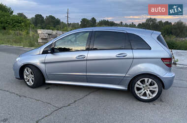 Хэтчбек Mercedes-Benz B-Class 2005 в 