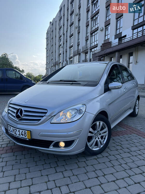 Хэтчбек Mercedes-Benz B-Class 2006 в 