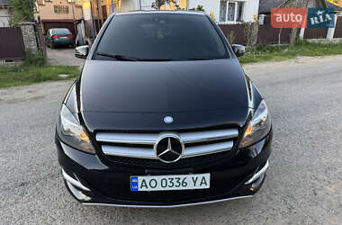 Хэтчбек Mercedes-Benz B-Class 2015 в 