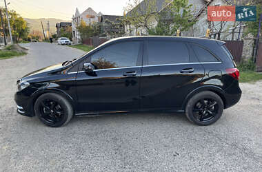 Хэтчбек Mercedes-Benz B-Class 2015 в 