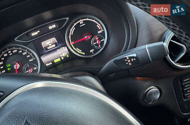 Хэтчбек Mercedes-Benz B-Class 2015 в 