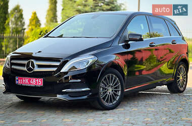Хэтчбек Mercedes-Benz B-Class 2015 в 