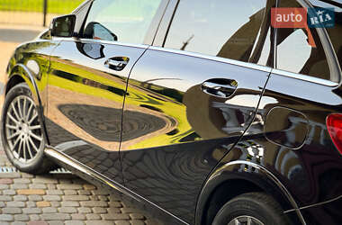 Хэтчбек Mercedes-Benz B-Class 2015 в 