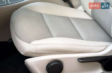 Хэтчбек Mercedes-Benz B-Class 2015 в 