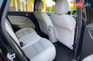 Хэтчбек Mercedes-Benz B-Class 2015 в 