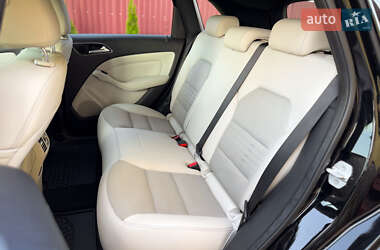 Хэтчбек Mercedes-Benz B-Class 2015 в 