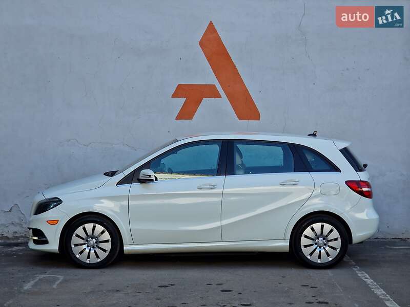 Хэтчбек Mercedes-Benz B-Class 2015 в Одессе фото 18 Хэтчбек Mercedes-Benz B-Class 2015 в Одессе
