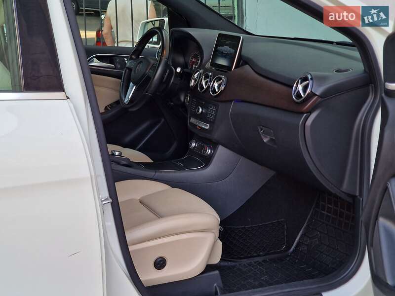 Хэтчбек Mercedes-Benz B-Class 2015 в Одессе фото 40 Хэтчбек Mercedes-Benz B-Class 2015 в Одессе
