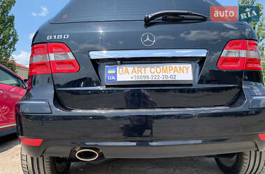 Хэтчбек Mercedes-Benz B-Class 2010 в 