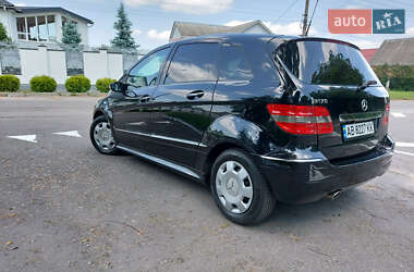 Хэтчбек Mercedes-Benz B-Class 2006 в 