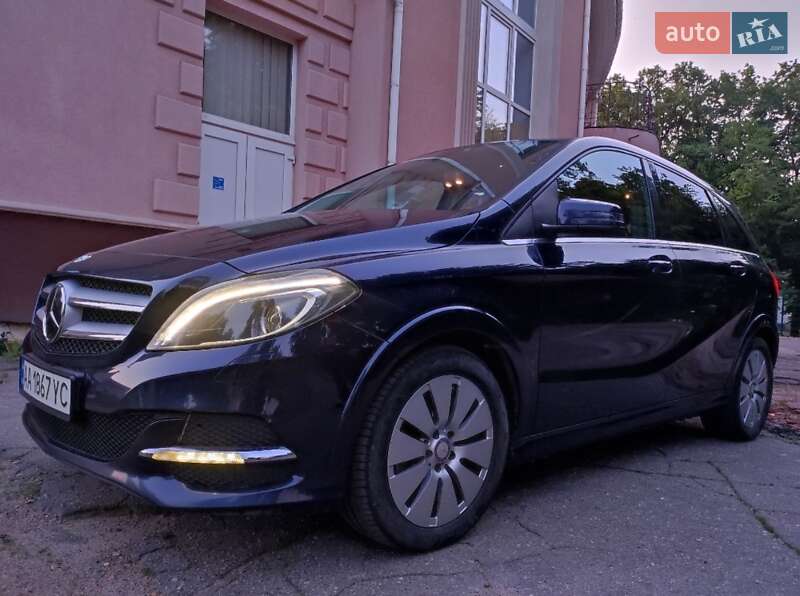 Хэтчбек Mercedes-Benz B-Class 2017 в Сумах