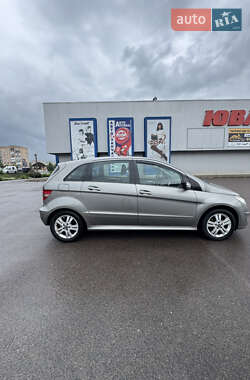 Хэтчбек Mercedes-Benz B-Class 2007 в 