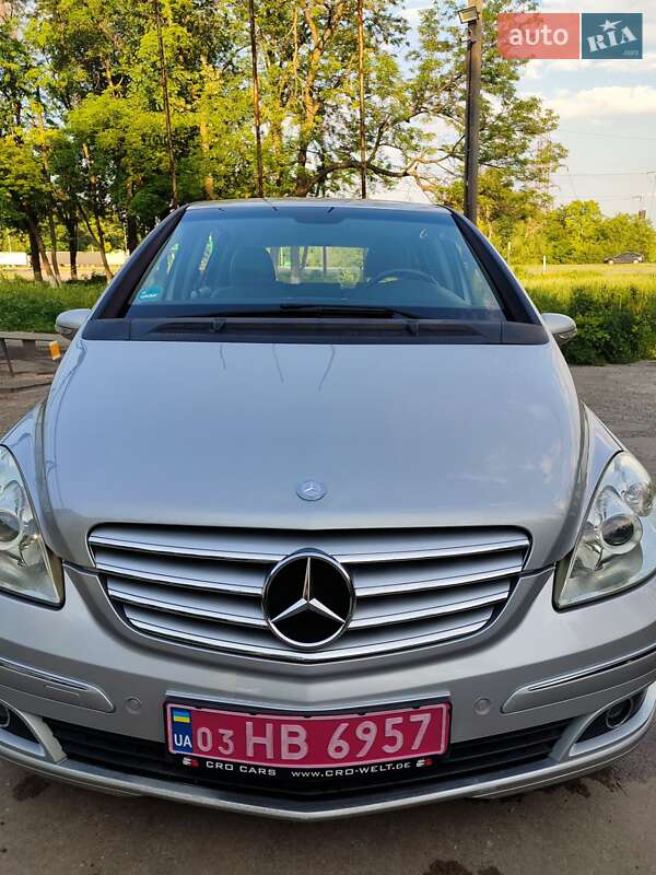 Хэтчбек Mercedes-Benz B-Class 2006 в 