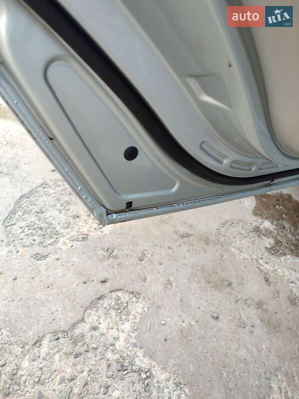 Хетчбек Mercedes-Benz B-Class 2006 в Дніпрі